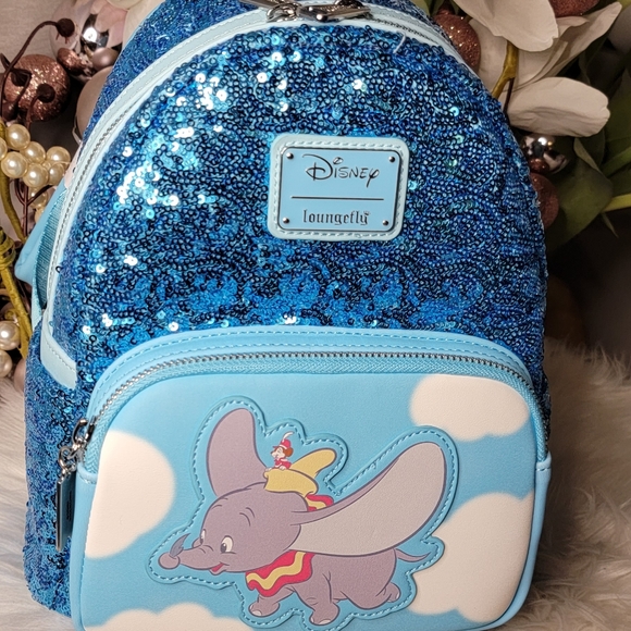 Dumbo Sequin Exclusive Loungefly backpack Brand new - Picture 8 of 15